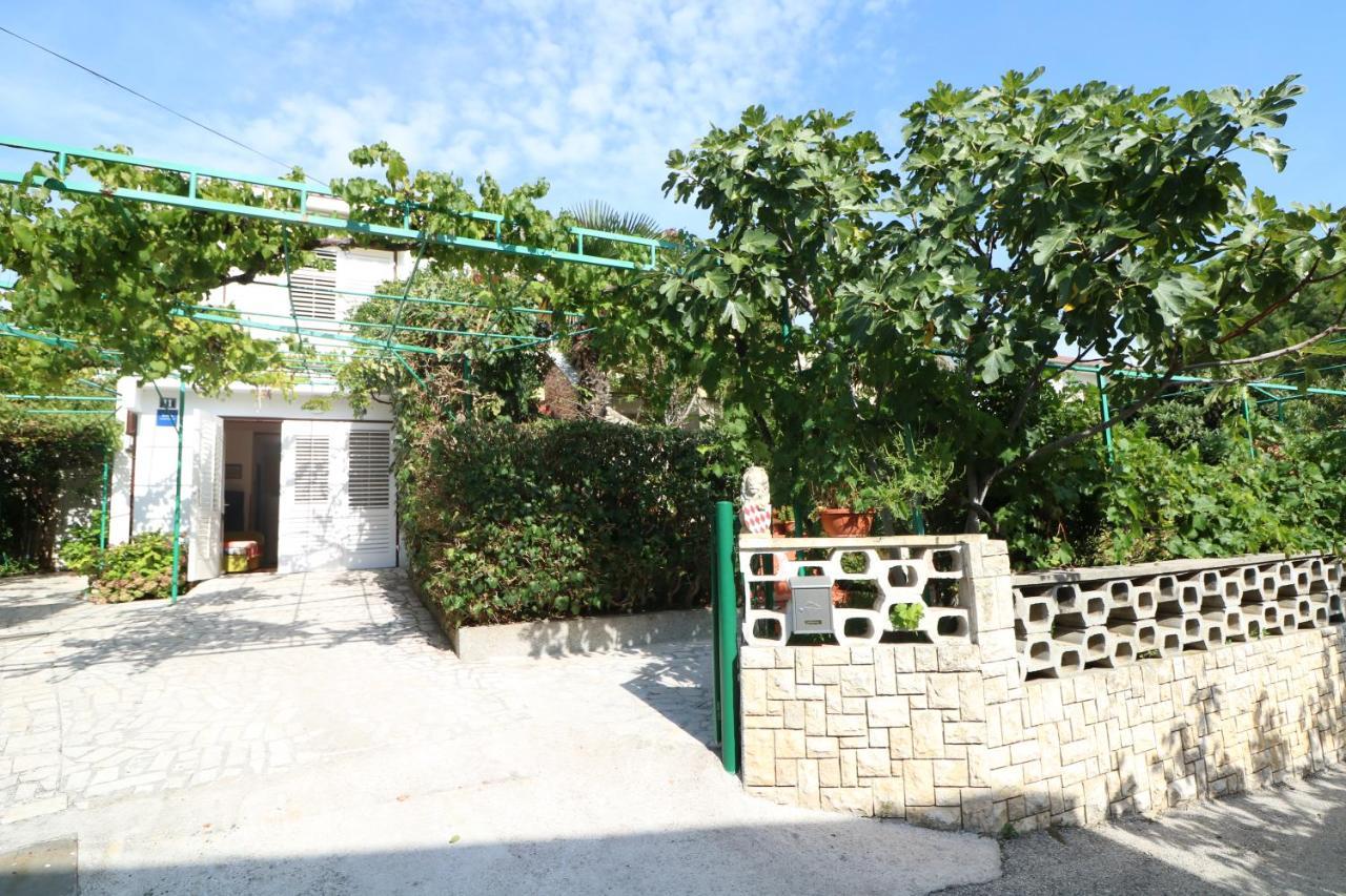 Apartments Magasic With Terrace บัชกา ภายนอก รูปภาพ