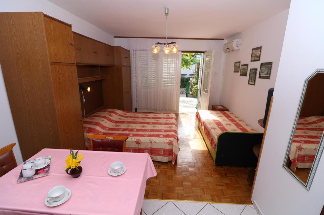 Apartments Magasic With Terrace บัชกา ภายนอก รูปภาพ